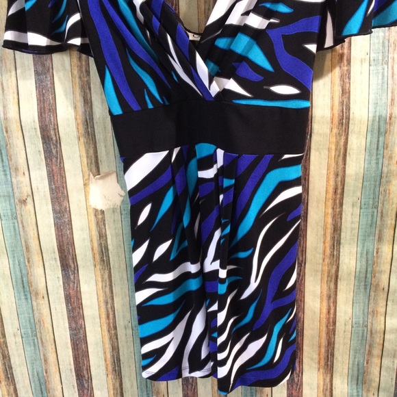 Cato top tie in back so cute - Picture 2 of 6